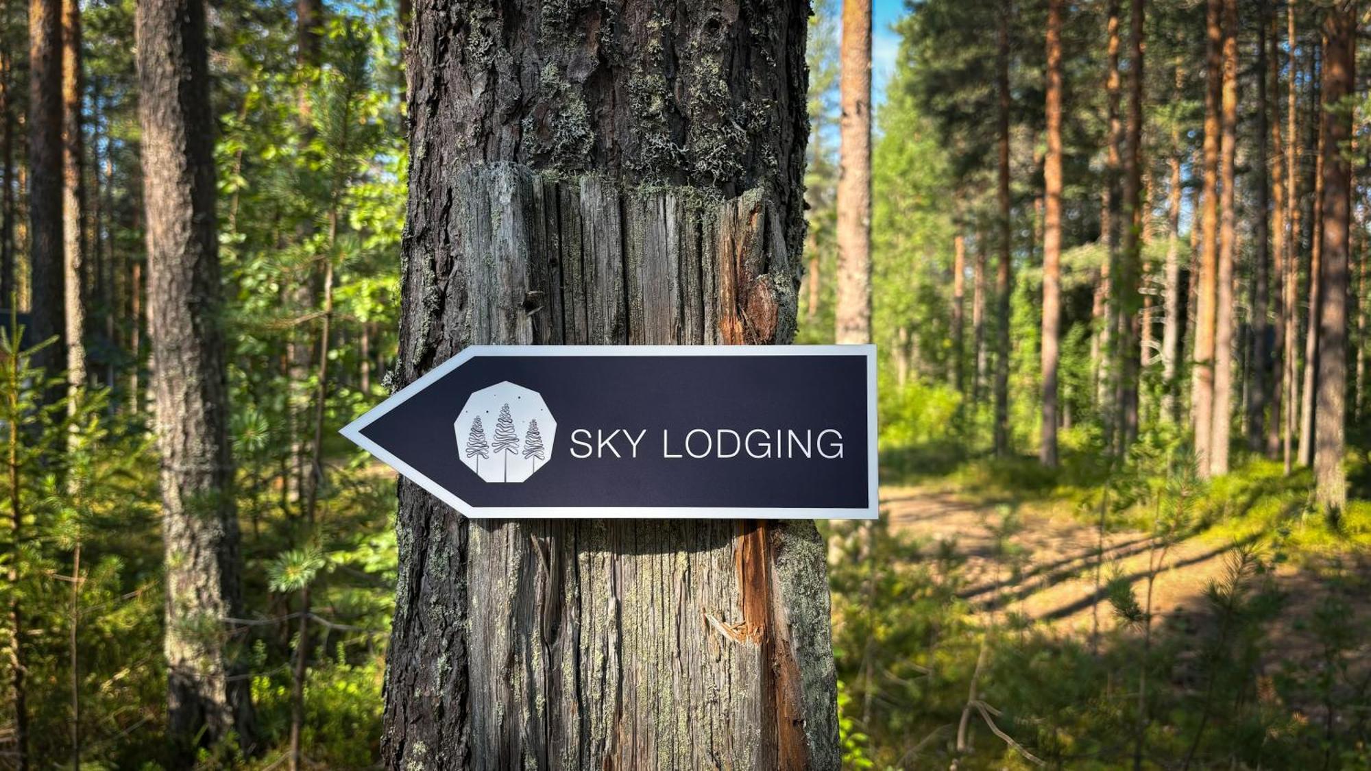 Sky Lodging ~ Sleeping Under The Stars Рованиеми Экстерьер фото