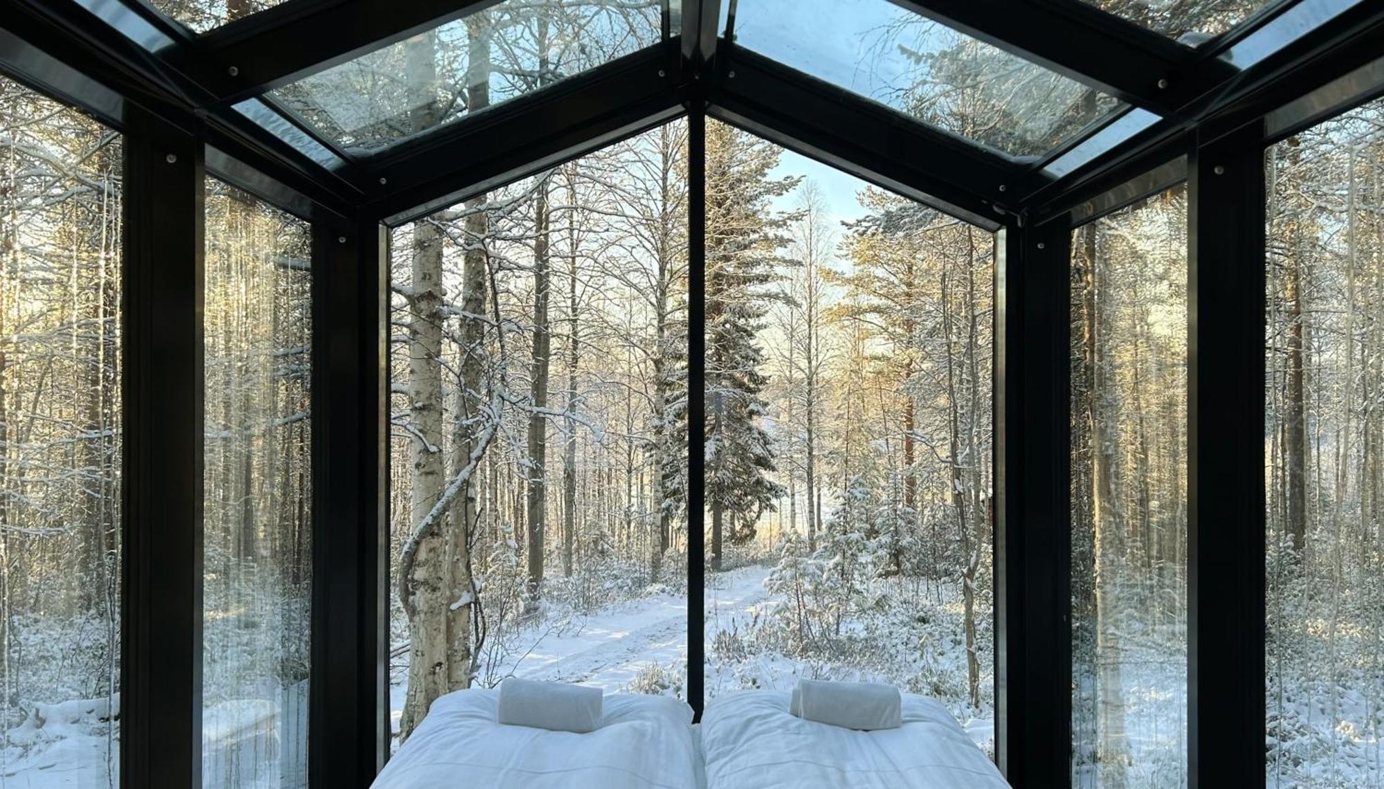 Sky Lodging ~ Sleeping Under The Stars Рованиеми Экстерьер фото